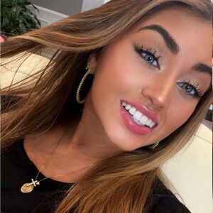 Meet your Posher, Breanna